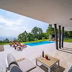 Deavista By Villsy Villa *